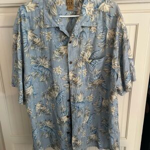 Jos A Bank 100% Silk Tropical Blue Floral Men's Shirt